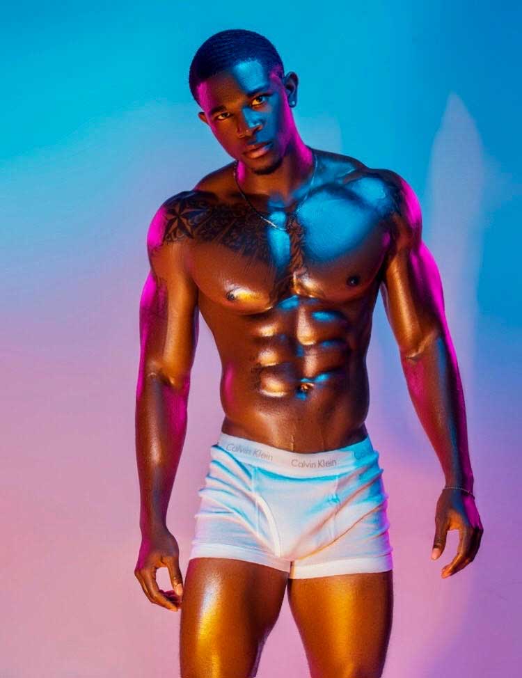 musclemenmalestrippers